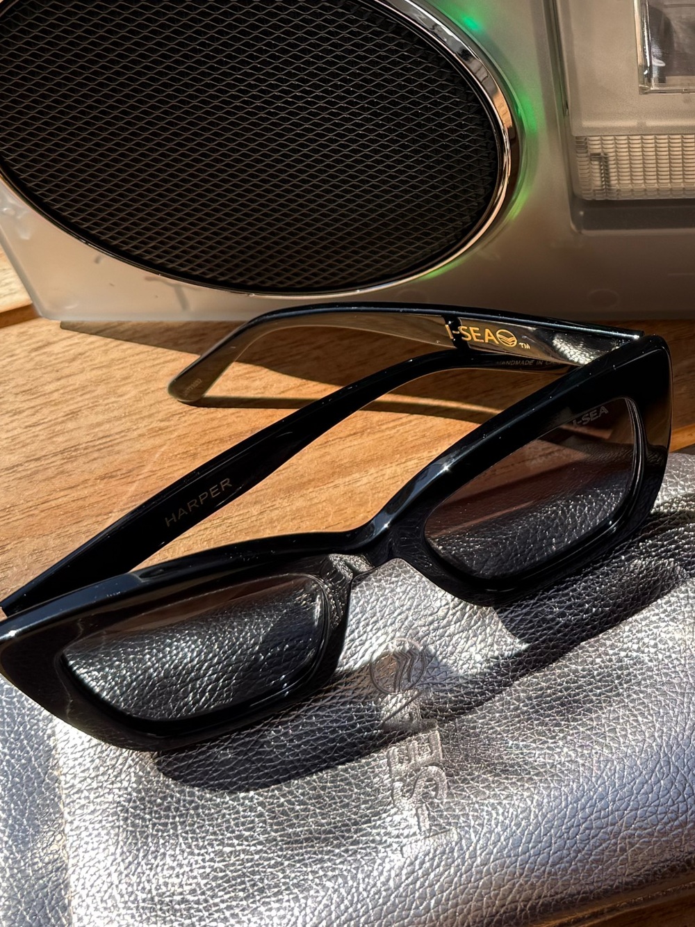 I-Sea Sleek Black Sunglasses for Women